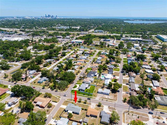 2741 37TH STREET S, St Petersburg, FL 33711