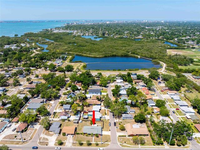 2741 37TH STREET S, St Petersburg, FL 33711