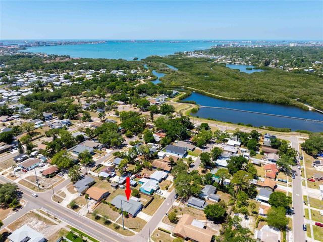 2741 37TH STREET S, St Petersburg, FL 33711