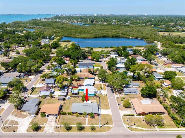 2741 37TH STREET S, St Petersburg, FL 33711