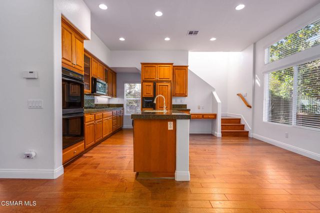 2823 Arbella Lane, Thousand Oaks, CA 91362