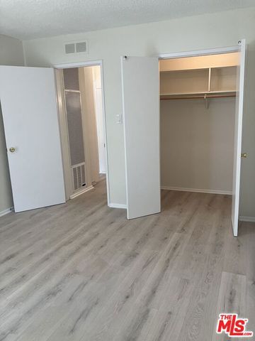 7521 Hampton Avenue 303, West Hollywood, CA 90046