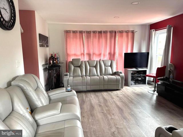 9348 CREEKVIEW DR, Laurel, MD 20708