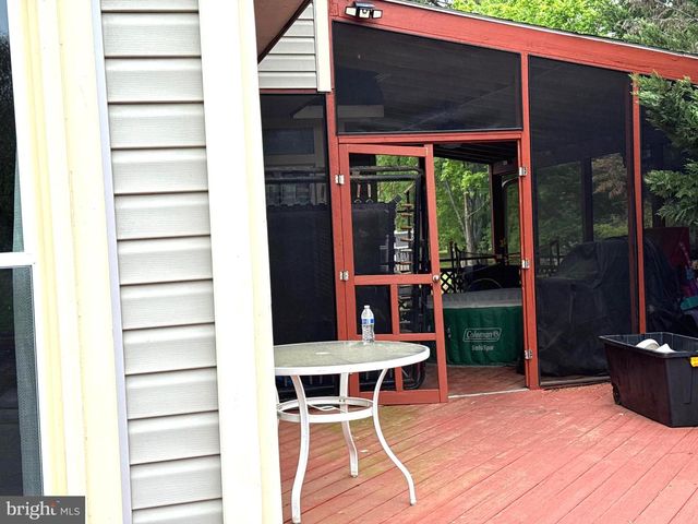 9348 CREEKVIEW DR, Laurel, MD 20708