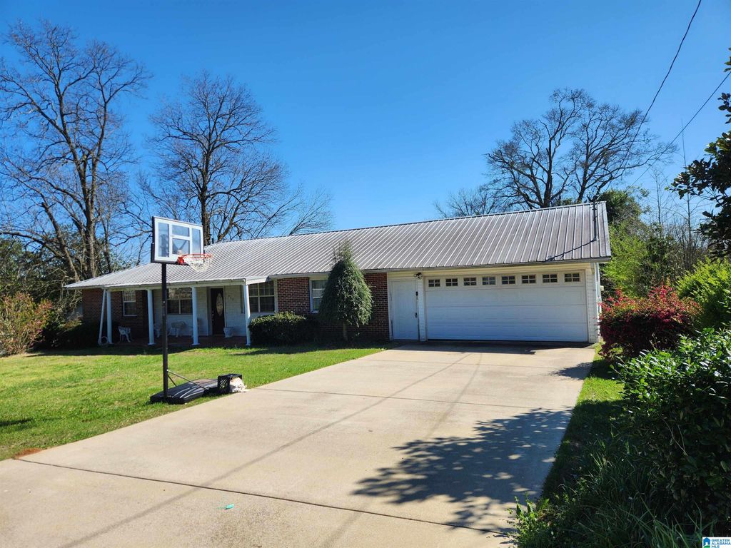 515 1ST AVENUE NW, Wedowee, AL 36278