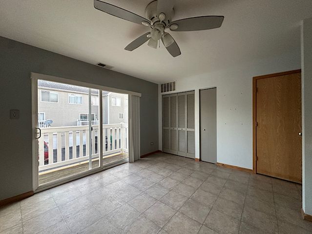 536 Meadow Lily Drive, Joliet, IL 60431