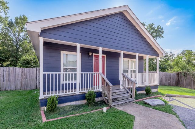 138 Varsity Drive, Huntsville, TX 77340