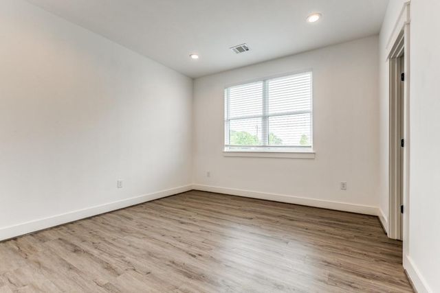 728 E 38th Street, Houston, TX 77022