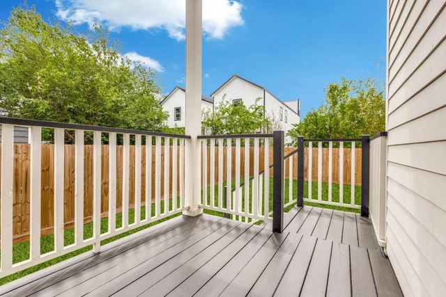 728 E 38th Street, Houston, TX 77022
