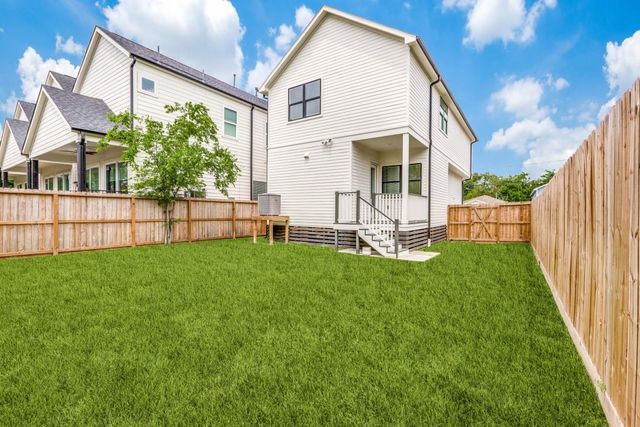 728 E 38th Street, Houston, TX 77022