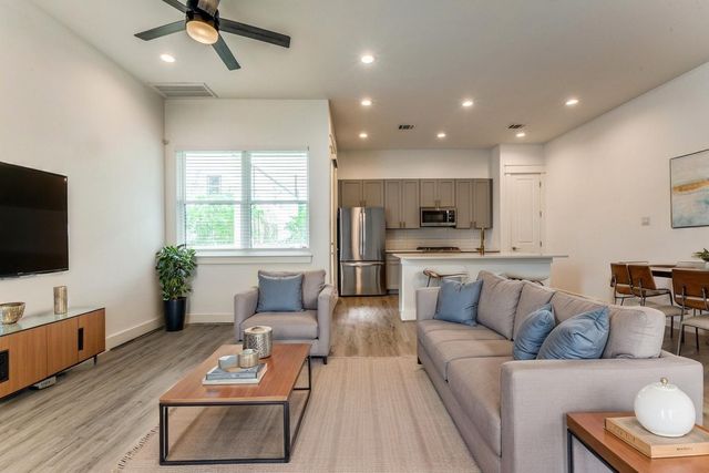 728 E 38th Street, Houston, TX 77022