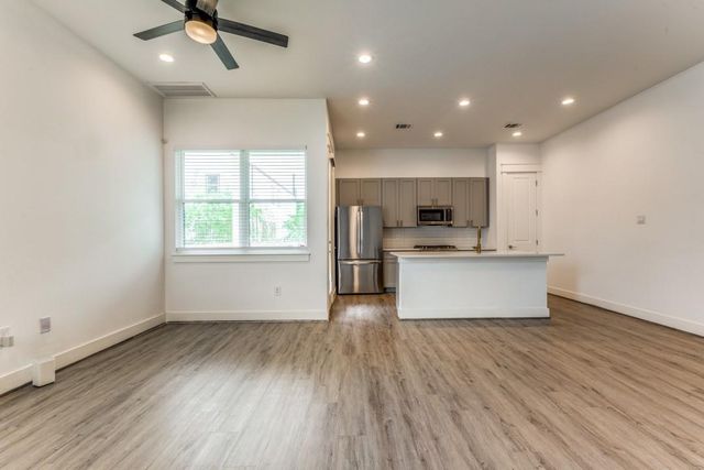 728 E 38th Street, Houston, TX 77022