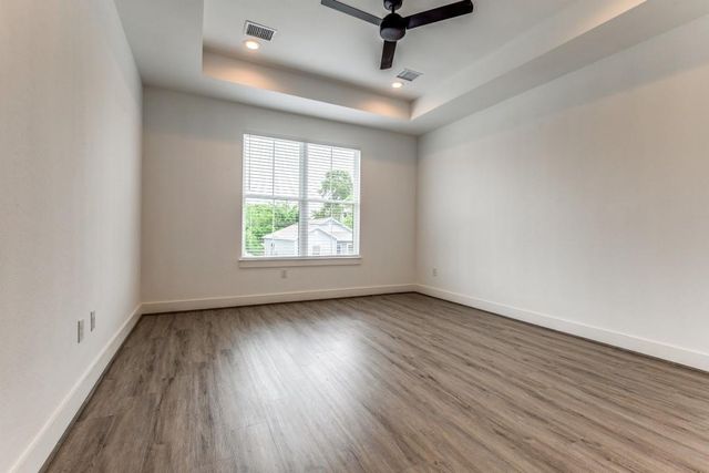 728 E 38th Street, Houston, TX 77022
