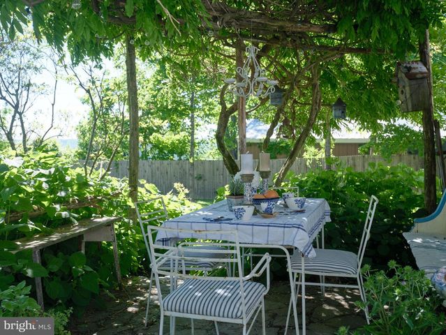 310 DURHAM RD, Ottsville, PA 18942