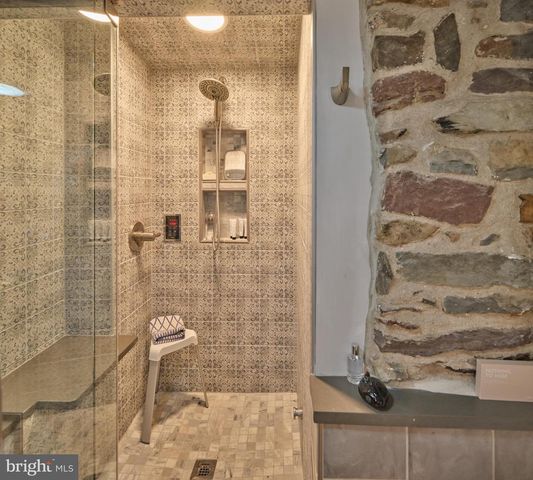 310 DURHAM RD, Ottsville, PA 18942