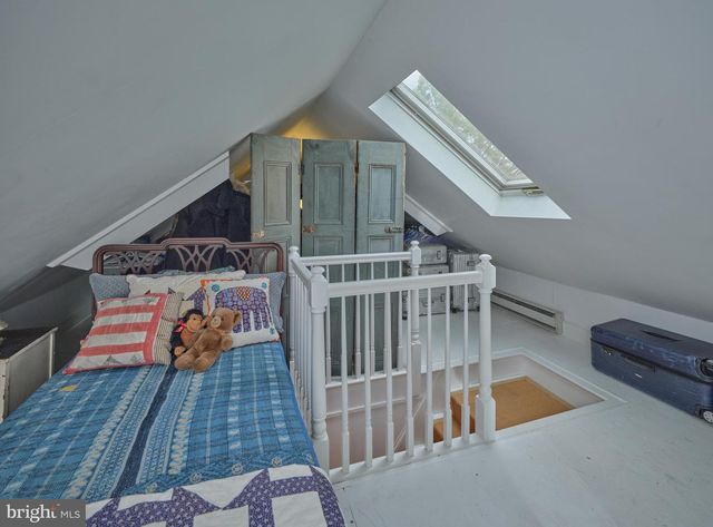 310 DURHAM RD, Ottsville, PA 18942