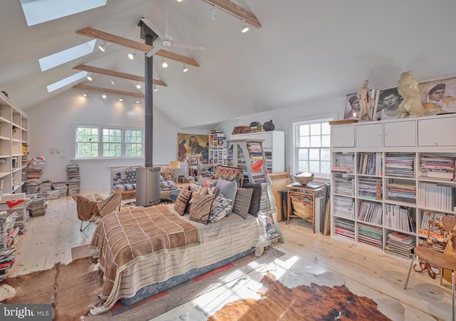 310 DURHAM RD, Ottsville, PA 18942