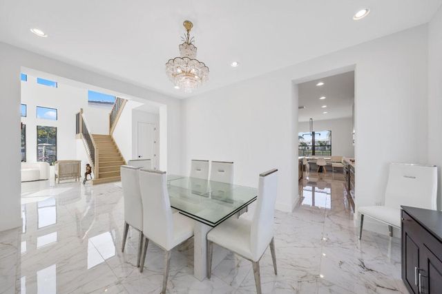 8116 Laurel Falls Drive, Boca Raton, FL 33496