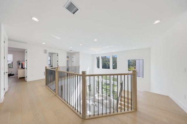 8116 Laurel Falls Drive, Boca Raton, FL 33496