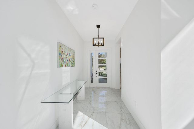 8116 Laurel Falls Drive, Boca Raton, FL 33496