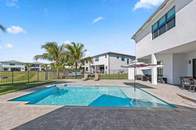 8116 Laurel Falls Drive, Boca Raton, FL 33496