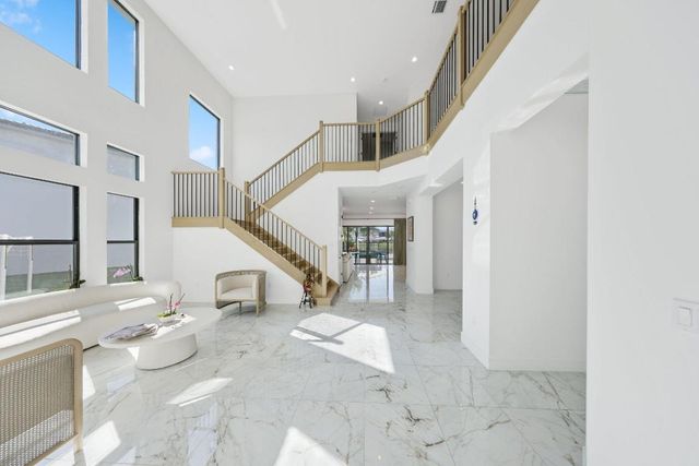 8116 Laurel Falls Drive, Boca Raton, FL 33496