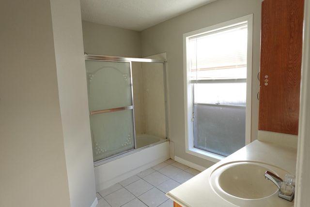 14827 Waterside Drive, Houston, TX 77015