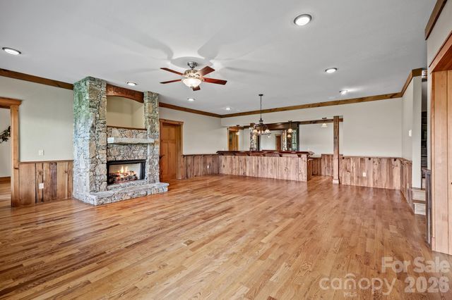 241 Glen Eagle Drive, Waynesville, NC 28786
