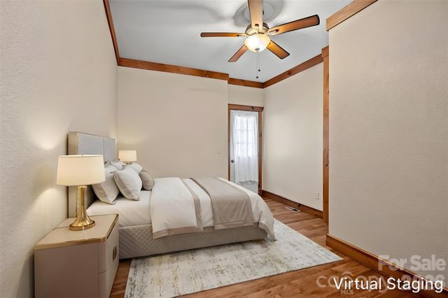 241 Glen Eagle Drive, Waynesville, NC 28786