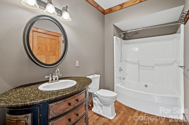 241 Glen Eagle Drive, Waynesville, NC 28786