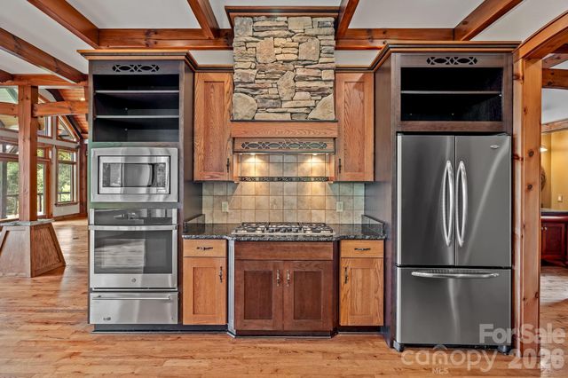 241 Glen Eagle Drive, Waynesville, NC 28786