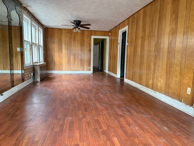 7521 S Aberdeen Street, Chicago, IL 60620