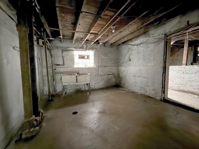 7521 S Aberdeen Street, Chicago, IL 60620