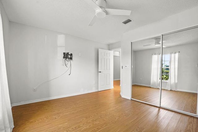 5025 Robino Circle, West Palm Beach, FL 33417