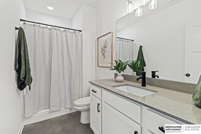 14811 Bruning Street, Bennington, NE 68007