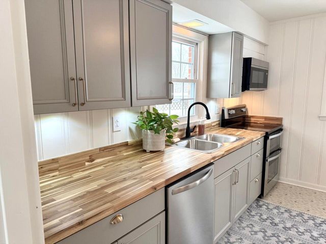 110 Tulip Drive, Frankfort, KY 40601