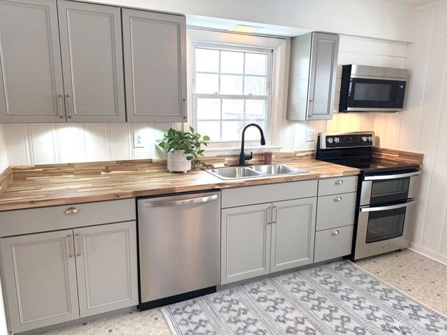 110 Tulip Drive, Frankfort, KY 40601