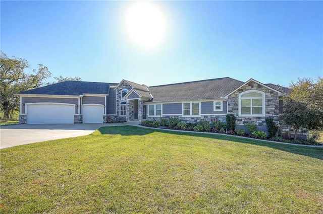 449 N 86th Street, Kansas City, KS 66112