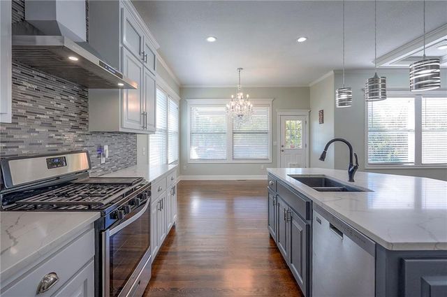 449 N 86th Street, Kansas City, KS 66112