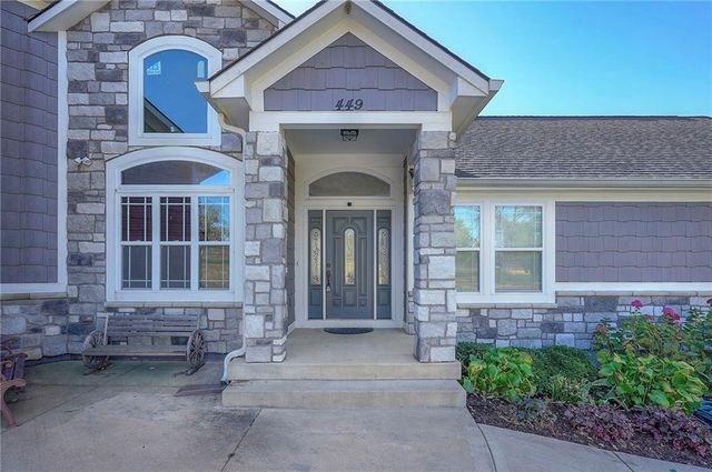 449 N 86th Street, Kansas City, KS 66112