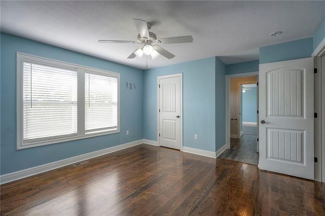 449 N 86th Street, Kansas City, KS 66112