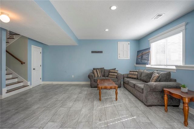 449 N 86th Street, Kansas City, KS 66112