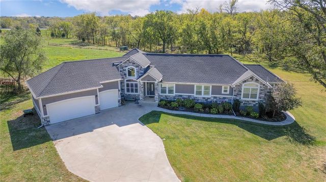 449 N 86th Street, Kansas City, KS 66112