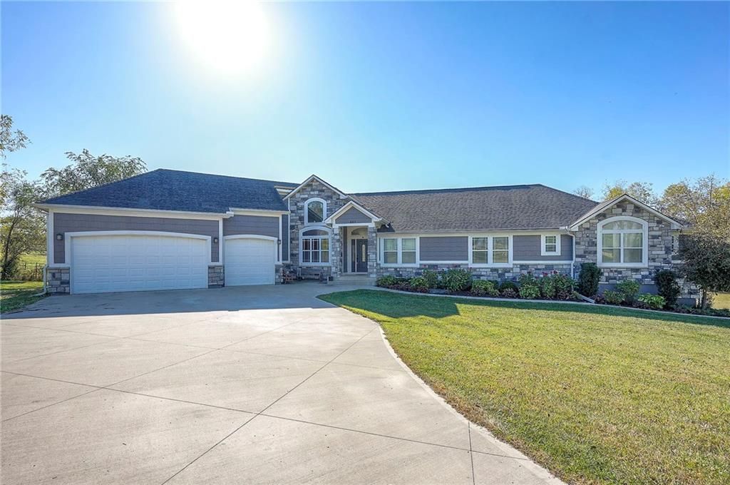 449 N 86th Street, Kansas City, KS 66112