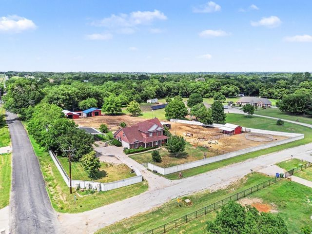 103 Tusk Court, Weatherford, TX 76085