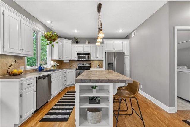 5102 N Belton Court, Riverside, MO 64150