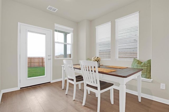 124 Barret DR, Liberty Hill, TX 78642