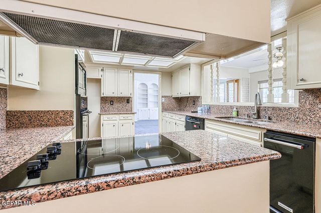 6308 WILDWOOD Court, El Paso, TX 79912