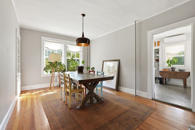 63 Dryads Grn, Northampton, MA 01060