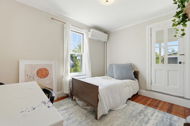 63 Dryads Grn, Northampton, MA 01060